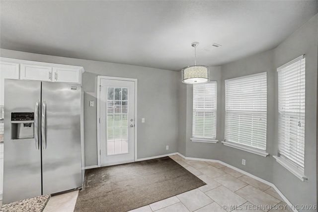 21820 W 12th Street S, Sand Springs, OK 74063
