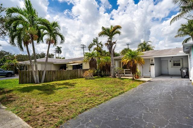 4915 NE 22nd Ave, Lighthouse Point, FL 33064