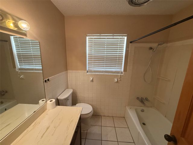 2817 11th Street, Mineral Wells, TX 76067