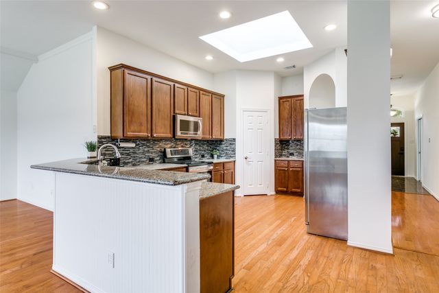 1220 Shady Elm Lane, Lewisville, TX 75067