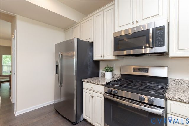 1525 Miners Trail Rd, Midlothian, VA 23114
