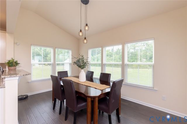 1525 Miners Trail Rd, Midlothian, VA 23114