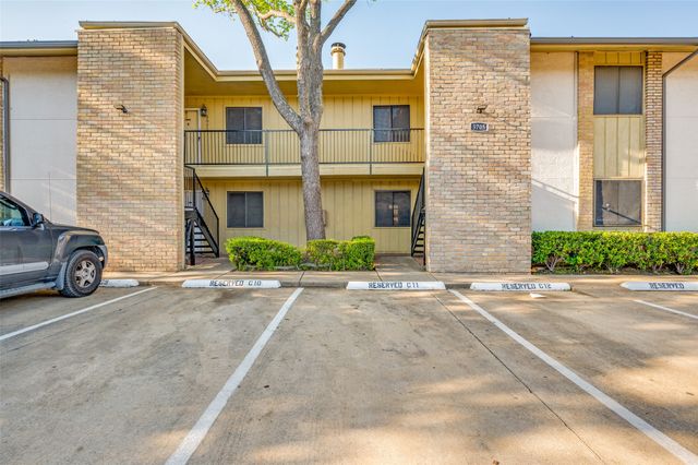 5705 Harvest Hill Road 1029, Dallas, TX 75230