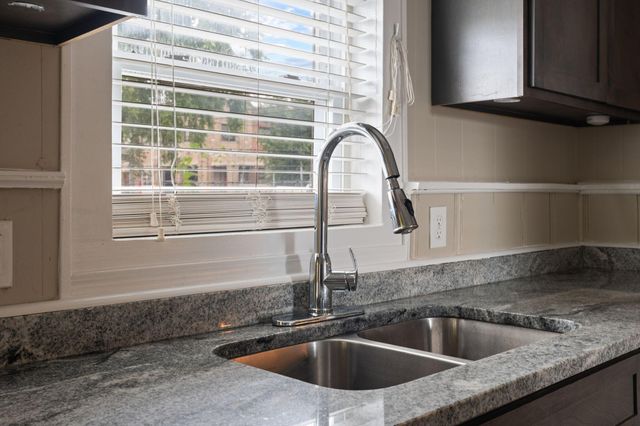 240 E Third Street, Lexington, KY 40508