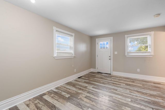 240 E Third Street, Lexington, KY 40508