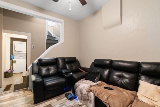 240 E Third Street, Lexington, KY 40508