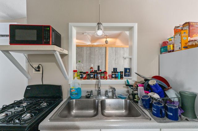 240 E Third Street, Lexington, KY 40508