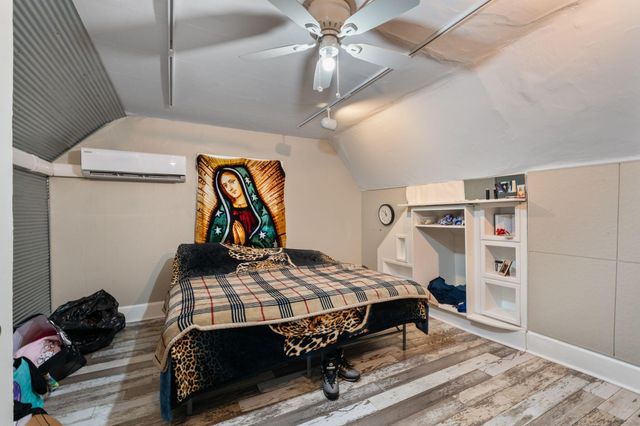 240 E Third Street, Lexington, KY 40508