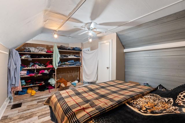 240 E Third Street, Lexington, KY 40508