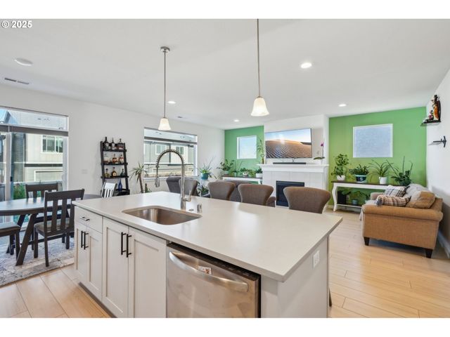 18009 Ne 46TH Ct, Vancouver, WA 98686