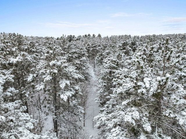 1216 Hoch Road, Traverse City, MI 49696