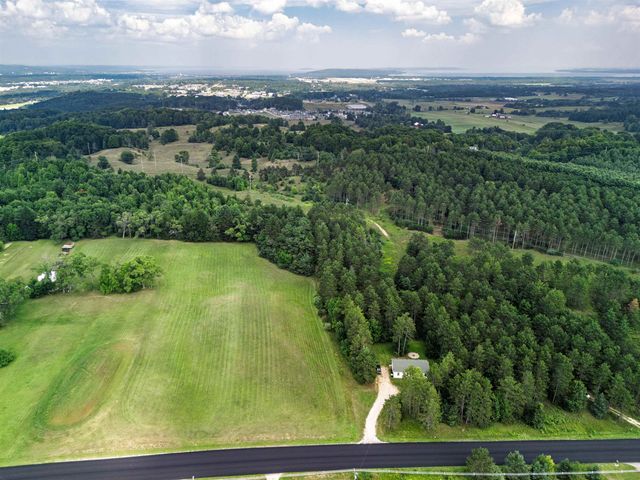 1216 Hoch Road, Traverse City, MI 49696