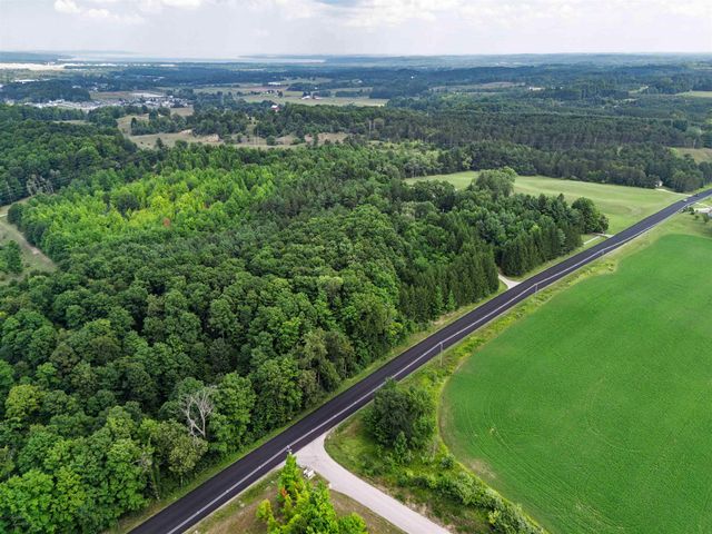 1216 Hoch Road, Traverse City, MI 49696