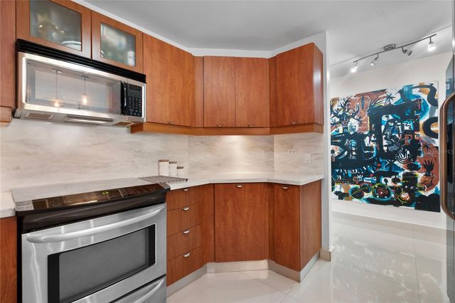 500 AV. JESÚS T. PIÑERO 403, San Juan, PR 00918