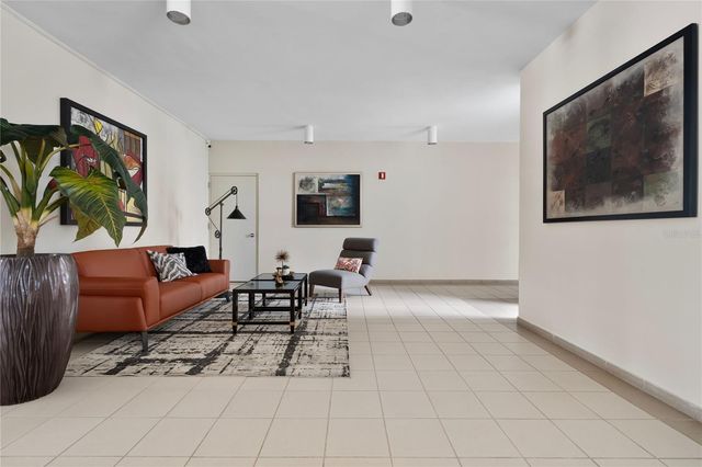 500 AV. JESÚS T. PIÑERO 403, San Juan, PR 00918