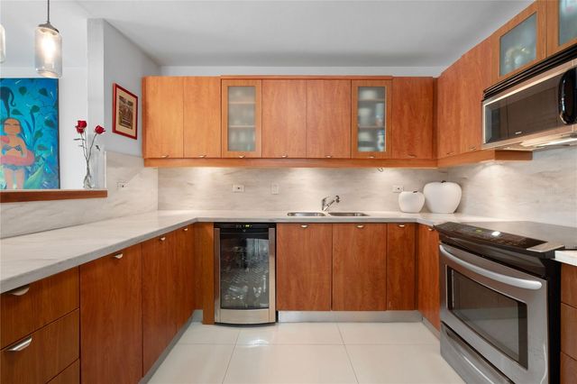 500 AV. JESÚS T. PIÑERO 403, San Juan, PR 00918