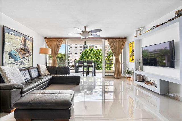 500 AV. JESÚS T. PIÑERO 403, San Juan, PR 00918