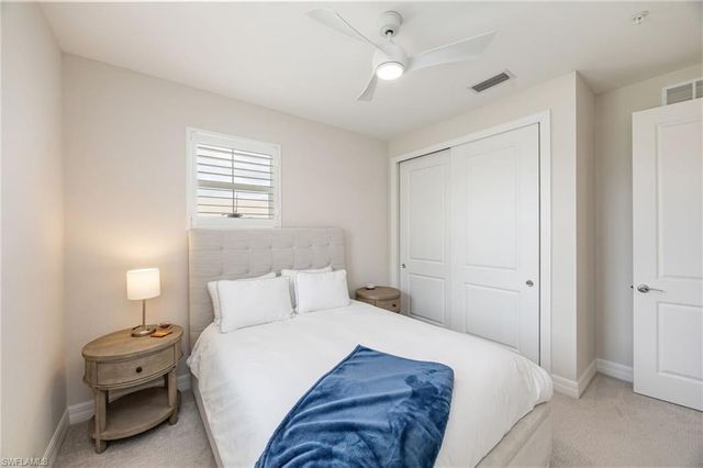 183 Indies DR E 202, Naples, FL 34114
