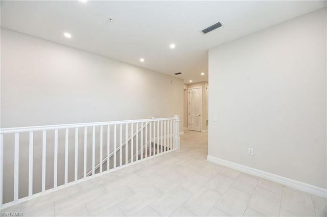 183 Indies DR E 202, Naples, FL 34114