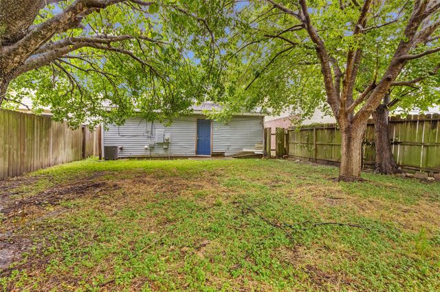 15611 Martineau Street, Houston, TX 77032