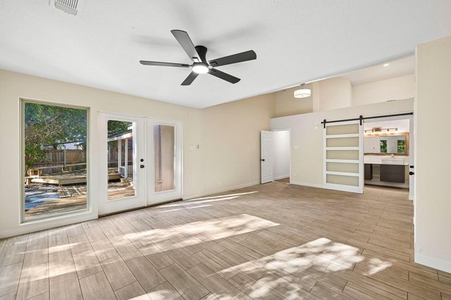 605 Hawthorne LN, Round Rock, TX 78664