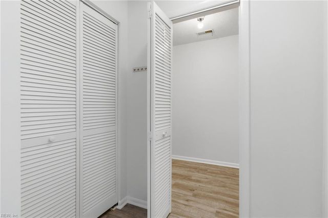 1043 Coastaway DR, Virginia Beach, VA 23451