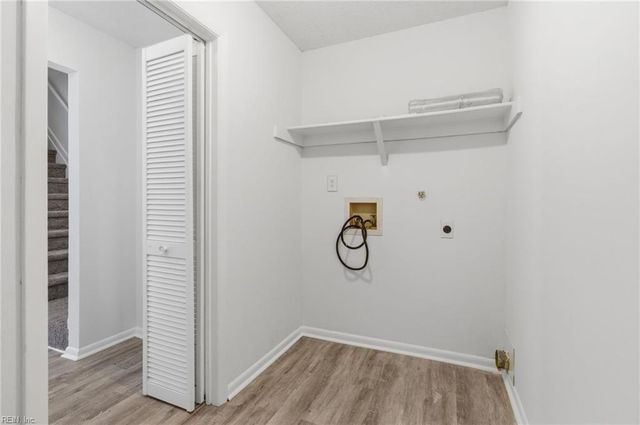 1043 Coastaway DR, Virginia Beach, VA 23451