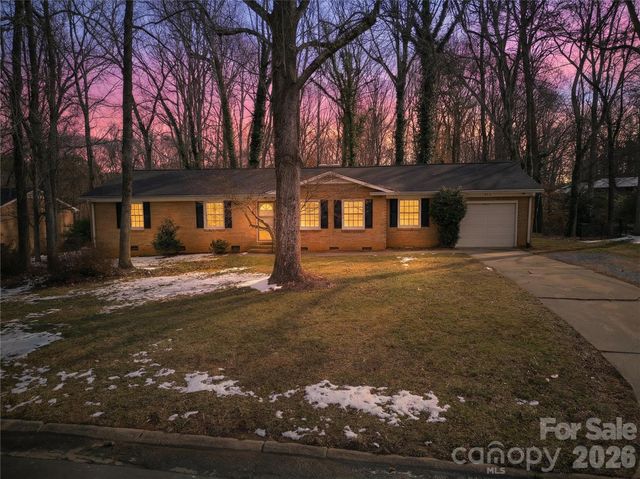 852 Fieldstone Road, Mooresville, NC 28115