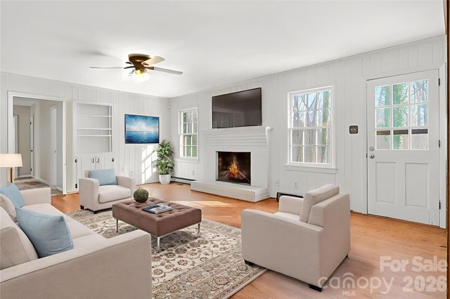 852 Fieldstone Road, Mooresville, NC 28115