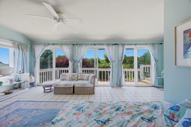 10 Island View Court, Westerly, RI 02891