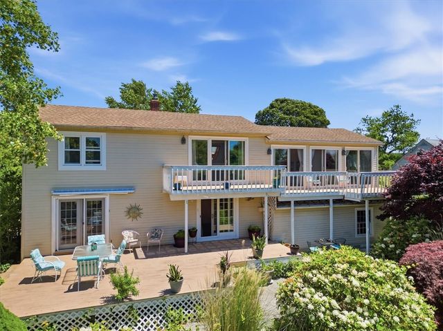 10 Island View Court, Westerly, RI 02891