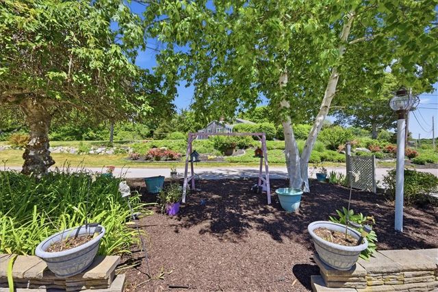 10 Island View Court, Westerly, RI 02891