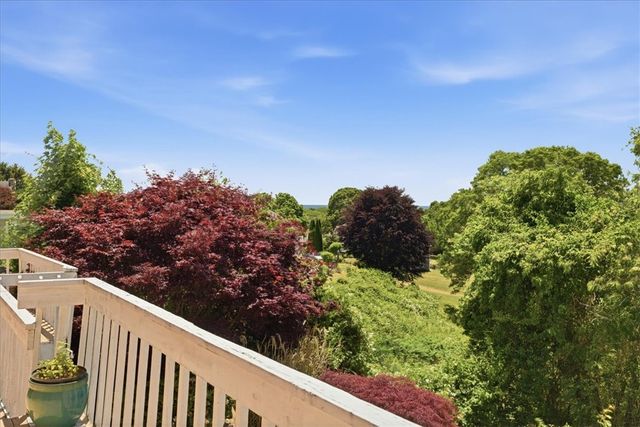 10 Island View Court, Westerly, RI 02891