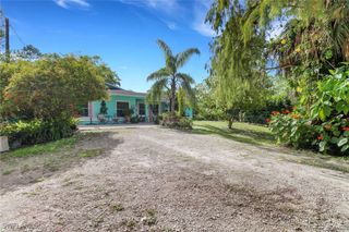 120 4th ST NE, Naples, FL 34120