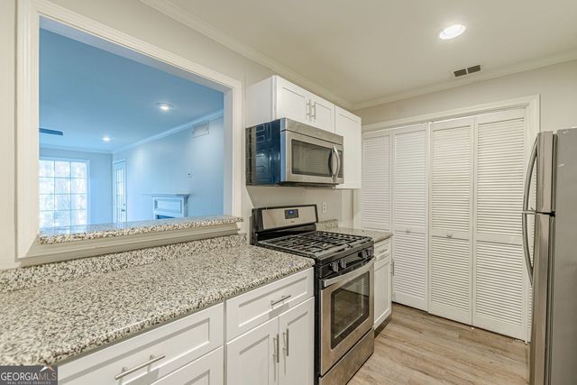 2003 Country Park Drive, Smyrna, GA 30080