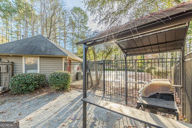 2003 Country Park Drive, Smyrna, GA 30080