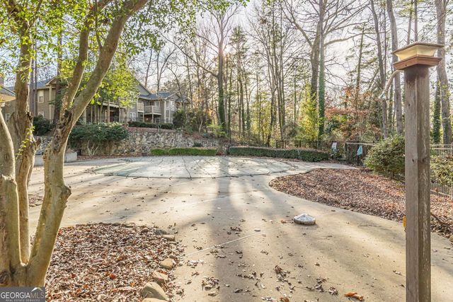 2003 Country Park Drive, Smyrna, GA 30080