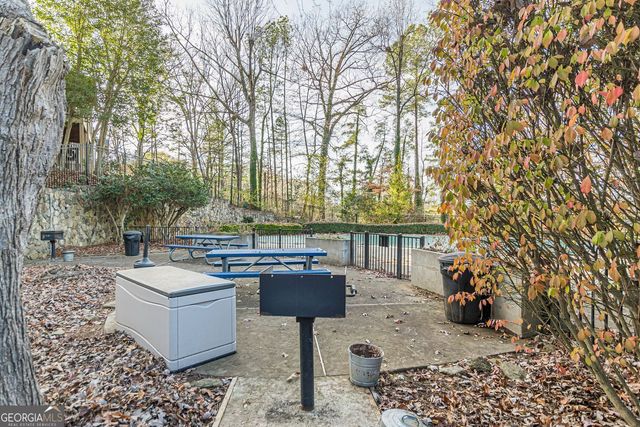 2003 Country Park Drive, Smyrna, GA 30080