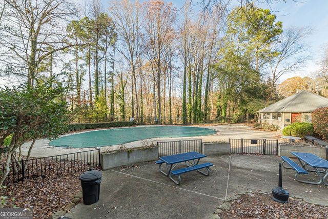 2003 Country Park Drive, Smyrna, GA 30080