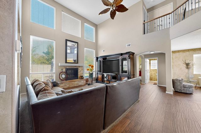 4216 Mesa Rincon Drive NW, Albuquerque, NM 87120