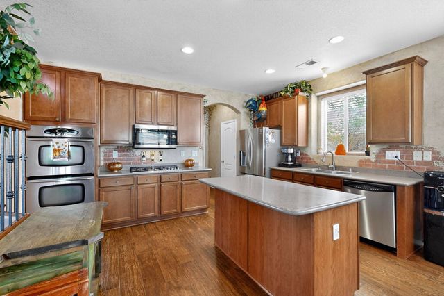 4216 Mesa Rincon Drive NW, Albuquerque, NM 87120