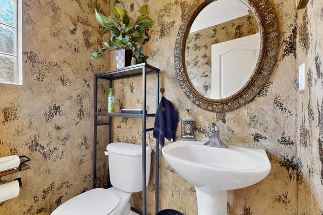 4216 Mesa Rincon Drive NW, Albuquerque, NM 87120