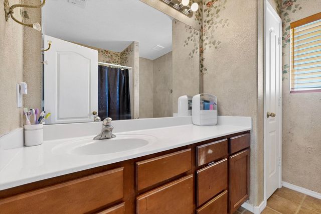 4216 Mesa Rincon Drive NW, Albuquerque, NM 87120