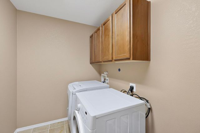 4216 Mesa Rincon Drive NW, Albuquerque, NM 87120