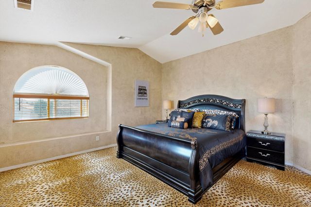 4216 Mesa Rincon Drive NW, Albuquerque, NM 87120