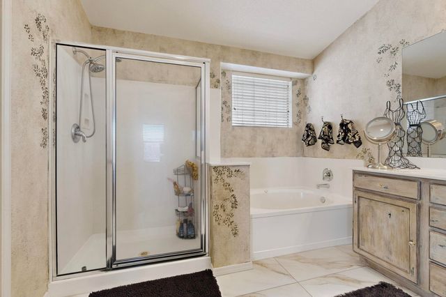 4216 Mesa Rincon Drive NW, Albuquerque, NM 87120