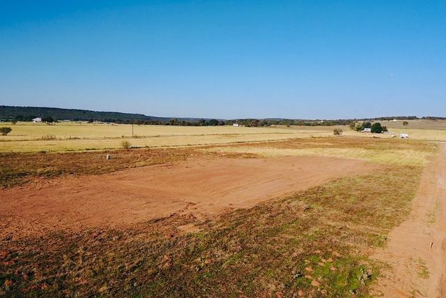 21 Kenzi Drive, Mineral Wells, TX 76067