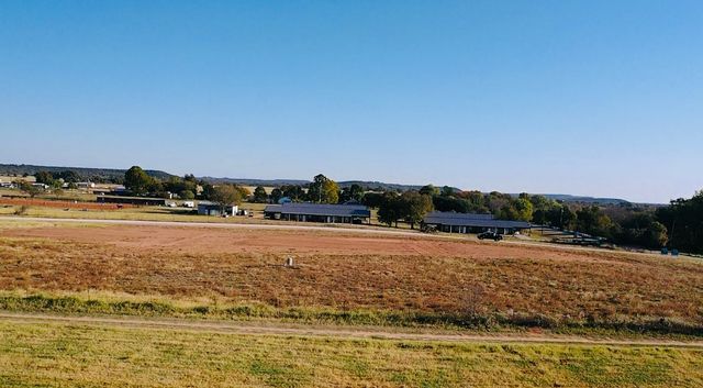 21 Kenzi Drive, Mineral Wells, TX 76067