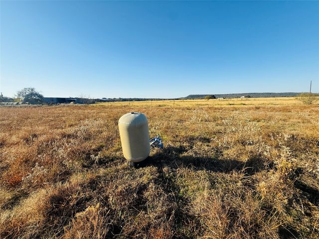 21 Kenzi Drive, Mineral Wells, TX 76067