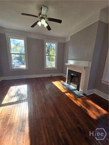 309 E 37th Street, Savannah, GA 31401